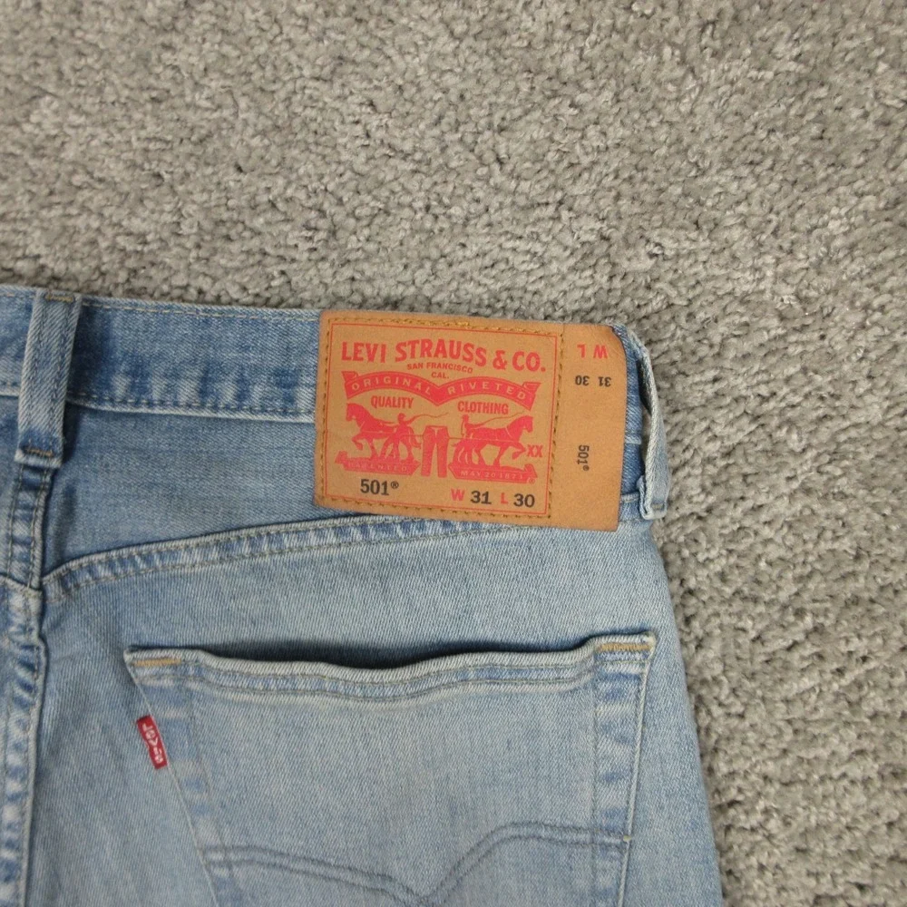 Levis Jeans Mens 31x30 Blue 501 Button Fly Original Straight Faded Denim Pants